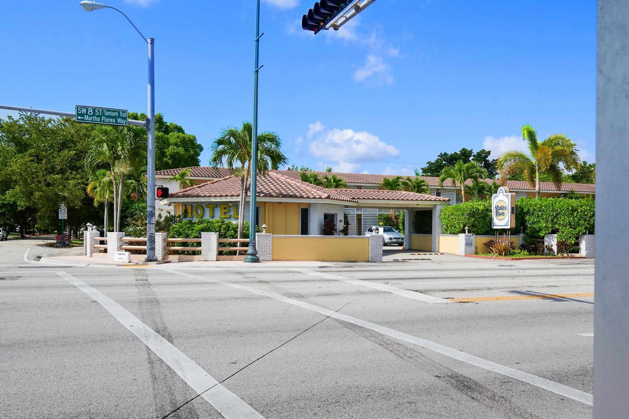Oyo Hotel Coral Gables - Miami Airport Exterior foto